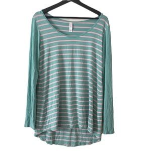 LuLaRoe Lynnae Long Sleeve Striped Shirt Medium